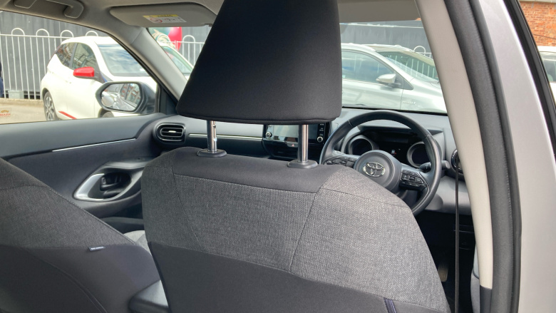 Toyota Yaris Cross 1.5 Hybrid Icon 5dr CVT Hybrid Estate
